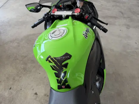 KAWASAKI ZX 10 R NINJA, Foto 11