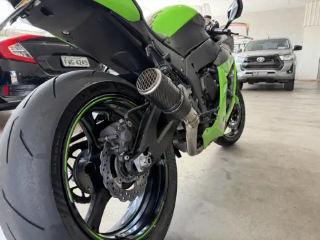 KAWASAKI ZX 10 R NINJA, Foto 14