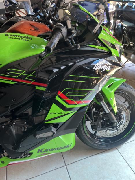 KAWASAKI ZX-4R , Foto 2
