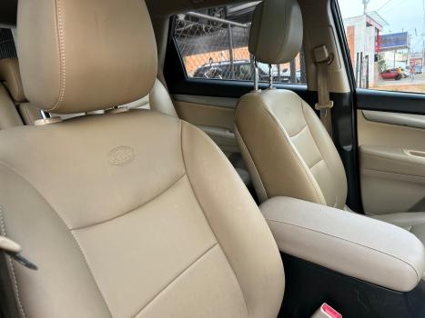 KIA Sorento 2.4 16V 4P EX2 7 LUGARES AUTOMTICO, Foto 12