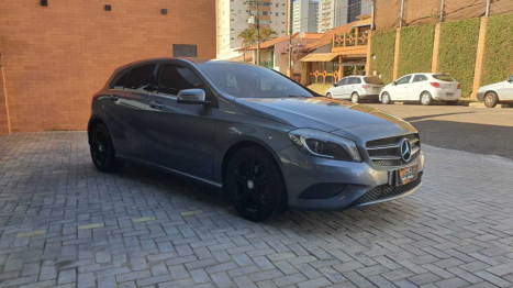 MERCEDES-BENZ A 200 1.6 16V 4P TURBO AUTOMTICO, Foto 2