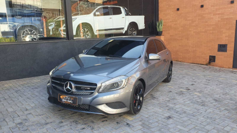 MERCEDES-BENZ A 200 1.6 16V 4P TURBO AUTOMTICO, Foto 3