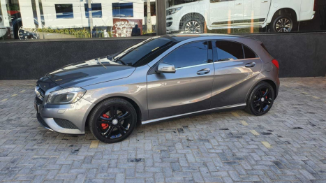 MERCEDES-BENZ A 200 1.6 16V 4P TURBO AUTOMTICO, Foto 4