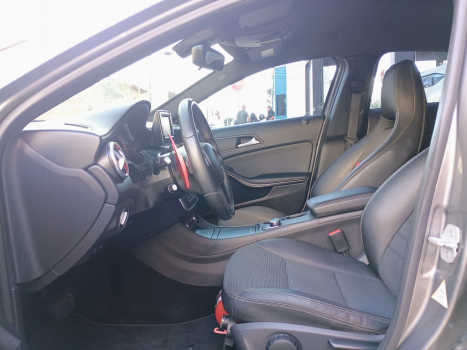 MERCEDES-BENZ A 200 1.6 16V 4P TURBO AUTOMTICO, Foto 7
