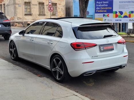 MERCEDES-BENZ A 250 2.0 16V 4P CGI VISION 7G-DCT AUTOM�TICO, Foto 3