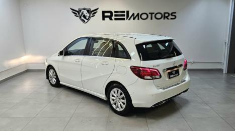 MERCEDES-BENZ B 200 1.6 4P TURBO AUTOMTICO, Foto 4