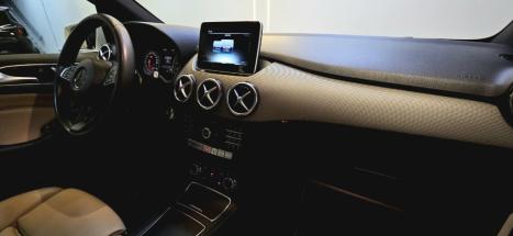 MERCEDES-BENZ B 200 1.6 4P TURBO AUTOM�TICO, Foto 12