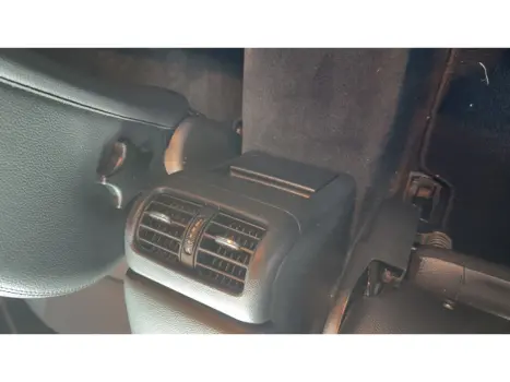 MERCEDES-BENZ CLC 200 K , Foto 16