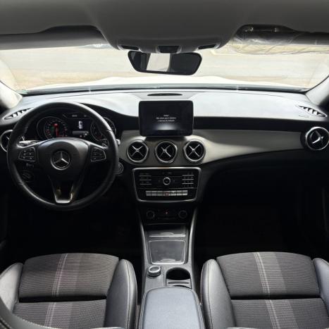 MERCEDES-BENZ GLA 200 1.6 16V 4P FLEX CGI NIGHT TURBO AUTOMTICO, Foto 8