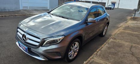 MERCEDES-BENZ GLA 200 1.6 16V 4P CGI ADVANCE TURBO AUTOMTICO, Foto 3