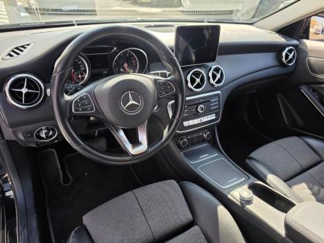 MERCEDES-BENZ GLA 200 1.6 16V 4P FLEX CGI STYLE TURBO AUTOM�TICO, Foto 5