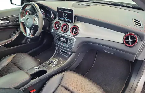 MERCEDES-BENZ GLA 45 AMG 2.0 16V 4P TURBO AUTOM�TICO, Foto 13