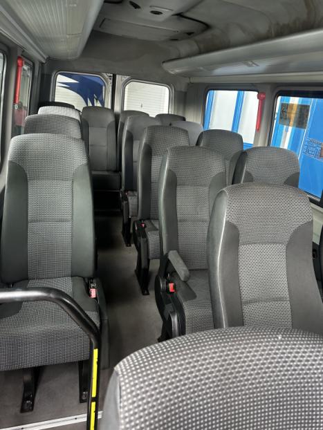 MERCEDES-BENZ Sprinter 2.2 3P 515 CDI VAN 21 LUGARES BI-TURBO DIESEL TETO ALTO, Foto 13