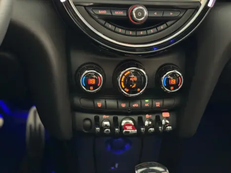 MINI Cooper 2.0 16V 4P TWINPOWER JOHN COOPER WORKS STEPTRONIC AUTOMÁTICO, Foto 11 MINI Cooper 2.0 16V 4P TWINPOWER JOHN COOPER WORKS STEPTRONIC AUTOMÁTICO, Foto 11