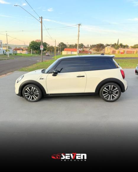MINI Cooper 2.0 16V S TOP TURBO, Foto 3