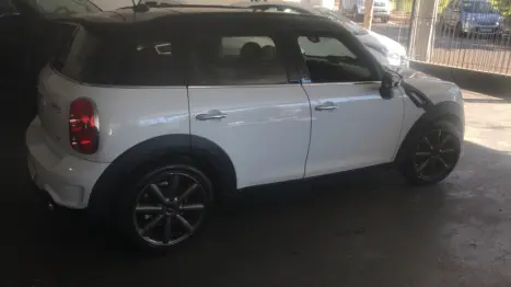 MINI Countryman 1.6 16V S TURBO, Foto 3