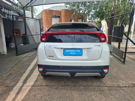 MITSUBISHI Eclipse Cross 1.5 16V 4P MIVEC HPE-S AWD TURBO AUTOM�TICO CVT, Foto 4