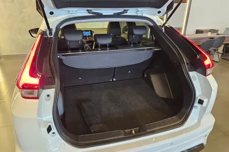 MITSUBISHI Eclipse Cross 1.5 16V 4P MIVEC HPE-S AWD TURBO AUTOM�TICO CVT, Foto 10