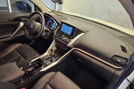 MITSUBISHI Eclipse Cross 1.5 16V 4P MIVEC HPE-S AWD TURBO AUTOM�TICO CVT, Foto 13