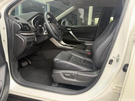 MITSUBISHI Eclipse Cross 1.5 16V 4P MIVEC HPE-S TURBO AUTOMÁTICO CVT, Foto 8