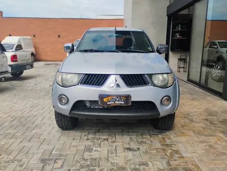 MITSUBISHI L 200 Triton 3.2 16V HPE 4X4 CABINE DUPLA TURBO DIESEL INTERCOOLER AUTOMÁTICO, Foto 1 MITSUBISHI L 200 Triton 3.2 16V HPE 4X4 CABINE DUPLA TURBO DIESEL INTERCOOLER AUTOMÁTICO, Foto 1