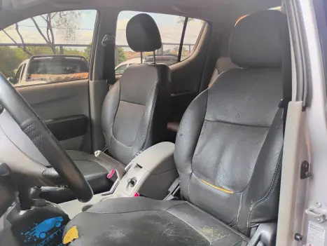 MITSUBISHI L 200 Triton 3.2 16V HPE 4X4 CABINE DUPLA TURBO DIESEL INTERCOOLER AUTOMÁTICO, Foto 9 MITSUBISHI L 200 Triton 3.2 16V HPE 4X4 CABINE DUPLA TURBO DIESEL INTERCOOLER AUTOMÁTICO, Foto 9