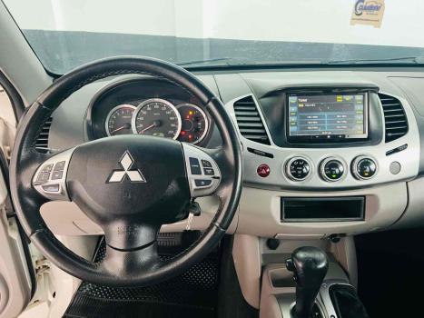 MITSUBISHI L 200 Triton , Foto 4