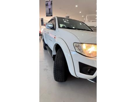 MITSUBISHI L 200 Triton 3.5 V6 HPE 4X4 FLEX CABINE DUPLA AUTOM�TICO, Foto 4
