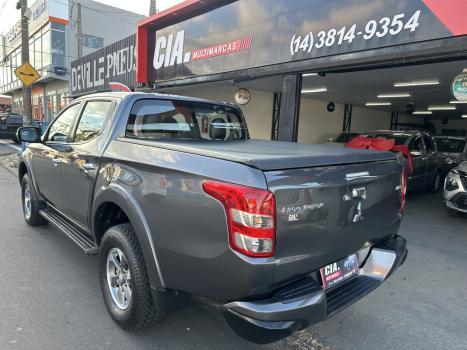 MITSUBISHI L 200 Triton 2.4 16V SPORT HPE 4X4 CABINE DUPLA TURBO DIESEL AUTOMTICO, Foto 5