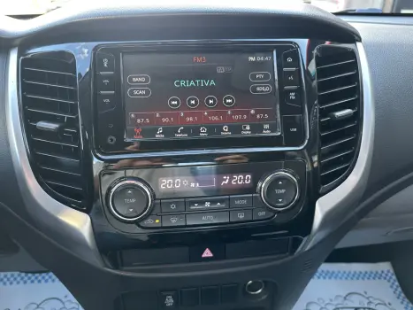 MITSUBISHI L 200 Triton 2.4 16V SPORT HPE 4X4 CABINE DUPLA TURBO DIESEL AUTOMTICO, Foto 16