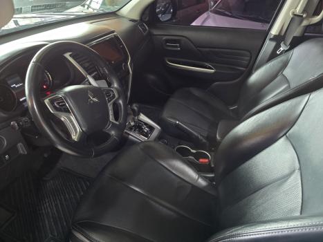 MITSUBISHI L 200 Triton 2.4 16V SPORT HPE-S 4X4 CABINE DUPLA TURBO DIESEL AUTOMTICO, Foto 13