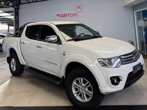 MITSUBISHI L 200 Triton 3.2 16V HPE 4X4 CABINE DUPLA TURBO DIESEL INTERCOOLER AUTOM�TICO, Foto 3