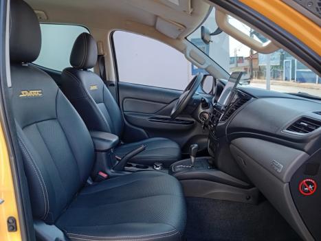 MITSUBISHI L 200 Triton 2.4 16V SPORT SAVANA 4X4 CABINE DUPLA TURBO DIESEL AUTOM�TICO, Foto 6
