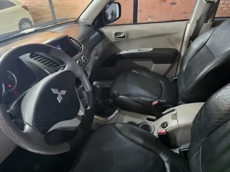 MITSUBISHI L 200 Triton 3.2 16V HPE 4X4 CABINE DUPLA TURBO DIESEL INTERCOOLER, Foto 13