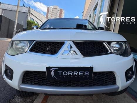 MITSUBISHI L 200 Triton , Foto 4