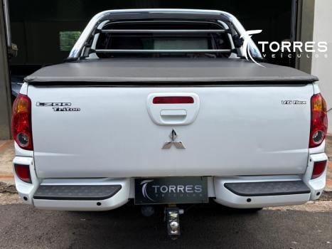 MITSUBISHI L 200 Triton , Foto 8