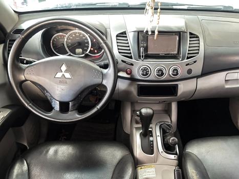 MITSUBISHI L 200 Triton 3.5 V6 HPE 4X4 FLEX CABINE DUPLA AUTOM�TICO, Foto 6