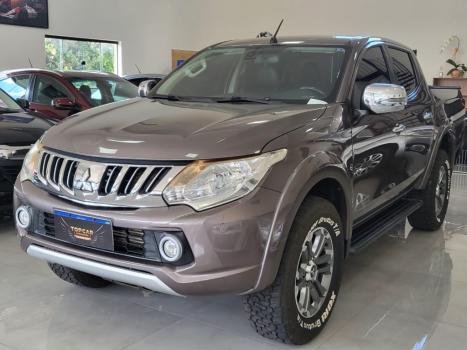 MITSUBISHI L 200 Triton 3.2 16V HPE 4X4 CABINE DUPLA TURBO DIESEL INTERCOOLER AUTOM�TICO, Foto 3