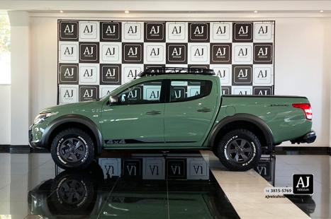 MITSUBISHI L 200 Triton 2.4 16V SPORT SAVANA 4X4 CABINE DUPLA TURBO DIESEL AUTOM�TICO, Foto 5