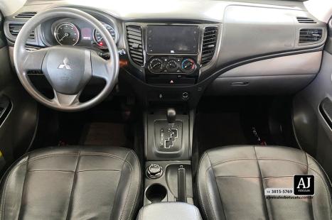 MITSUBISHI L 200 Triton 2.4 16V SPORT SAVANA 4X4 CABINE DUPLA TURBO DIESEL AUTOM�TICO, Foto 10