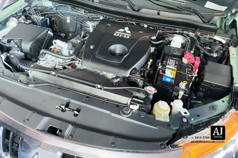 MITSUBISHI L 200 Triton 2.4 16V SPORT SAVANA 4X4 CABINE DUPLA TURBO DIESEL AUTOM�TICO, Foto 19
