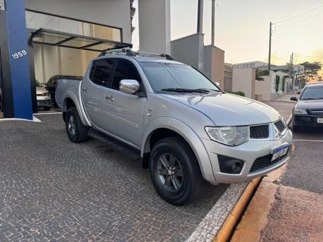 MITSUBISHI L 200 Triton , Foto 1