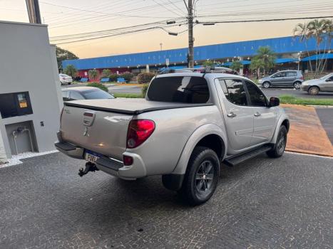 MITSUBISHI L 200 Triton , Foto 3