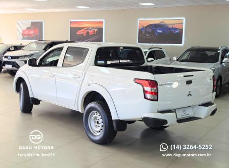 MITSUBISHI L 200 Triton 2.4 16V SPORT GLX 4X4 CABINE DUPLA TURBO DIESEL, Foto 4