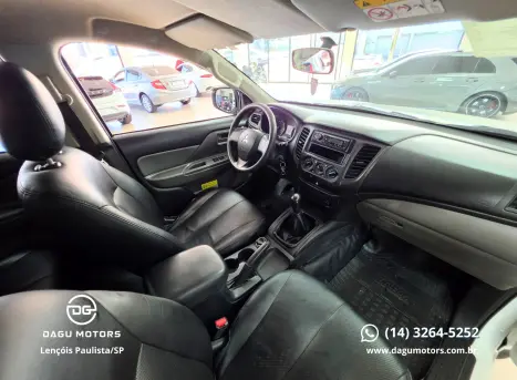 MITSUBISHI L 200 Triton 2.4 16V SPORT GLX 4X4 CABINE DUPLA TURBO DIESEL, Foto 8