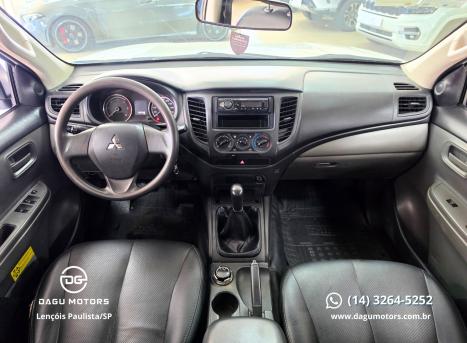 MITSUBISHI L 200 Triton 2.4 16V SPORT GLX 4X4 CABINE DUPLA TURBO DIESEL, Foto 10