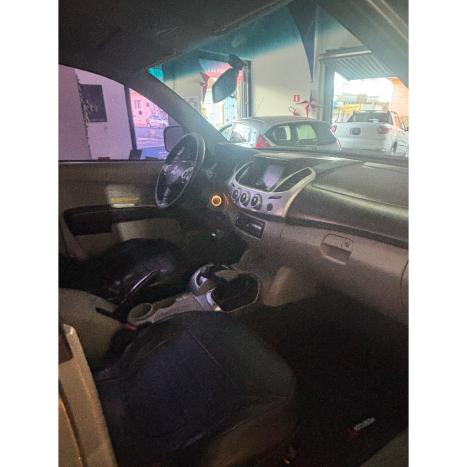 MITSUBISHI L 200 Triton 3.2 16V HPE 4X4 CABINE DUPLA TURBO DIESEL INTERCOOLER AUTOM�TICO, Foto 8
