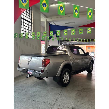 MITSUBISHI L 200 Triton 3.2 16V HPE 4X4 CABINE DUPLA TURBO DIESEL INTERCOOLER AUTOM�TICO, Foto 9
