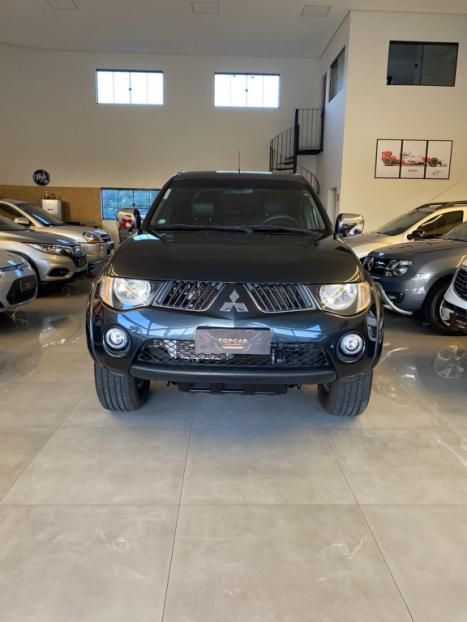 MITSUBISHI L 200 Triton 3.2 16V HPE 4X4 CABINE DUPLA TURBO DIESEL INTERCOOLER AUTOM�TICO, Foto 3