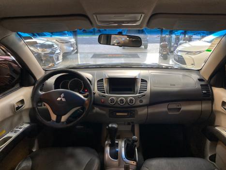 MITSUBISHI L 200 Triton 3.2 16V HPE 4X4 CABINE DUPLA TURBO DIESEL INTERCOOLER AUTOM�TICO, Foto 4